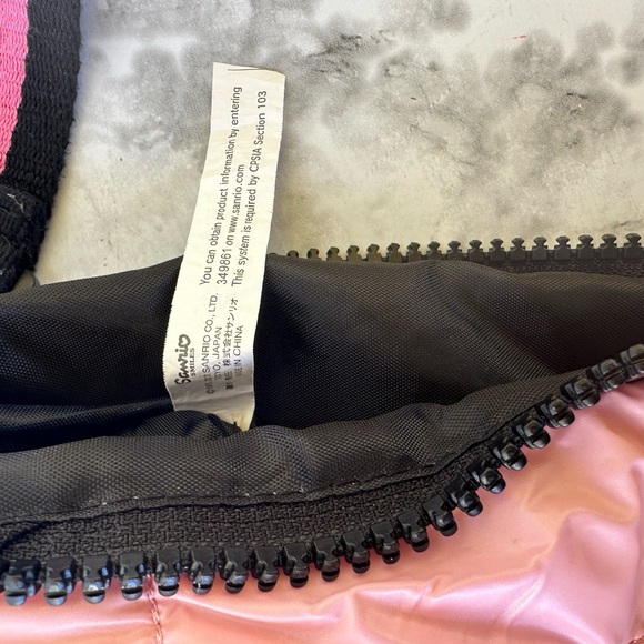 Sanrio Hello Kitty Bag Purse Adjustable Strap and Decorative Patches Pink - Picture 9 of 13